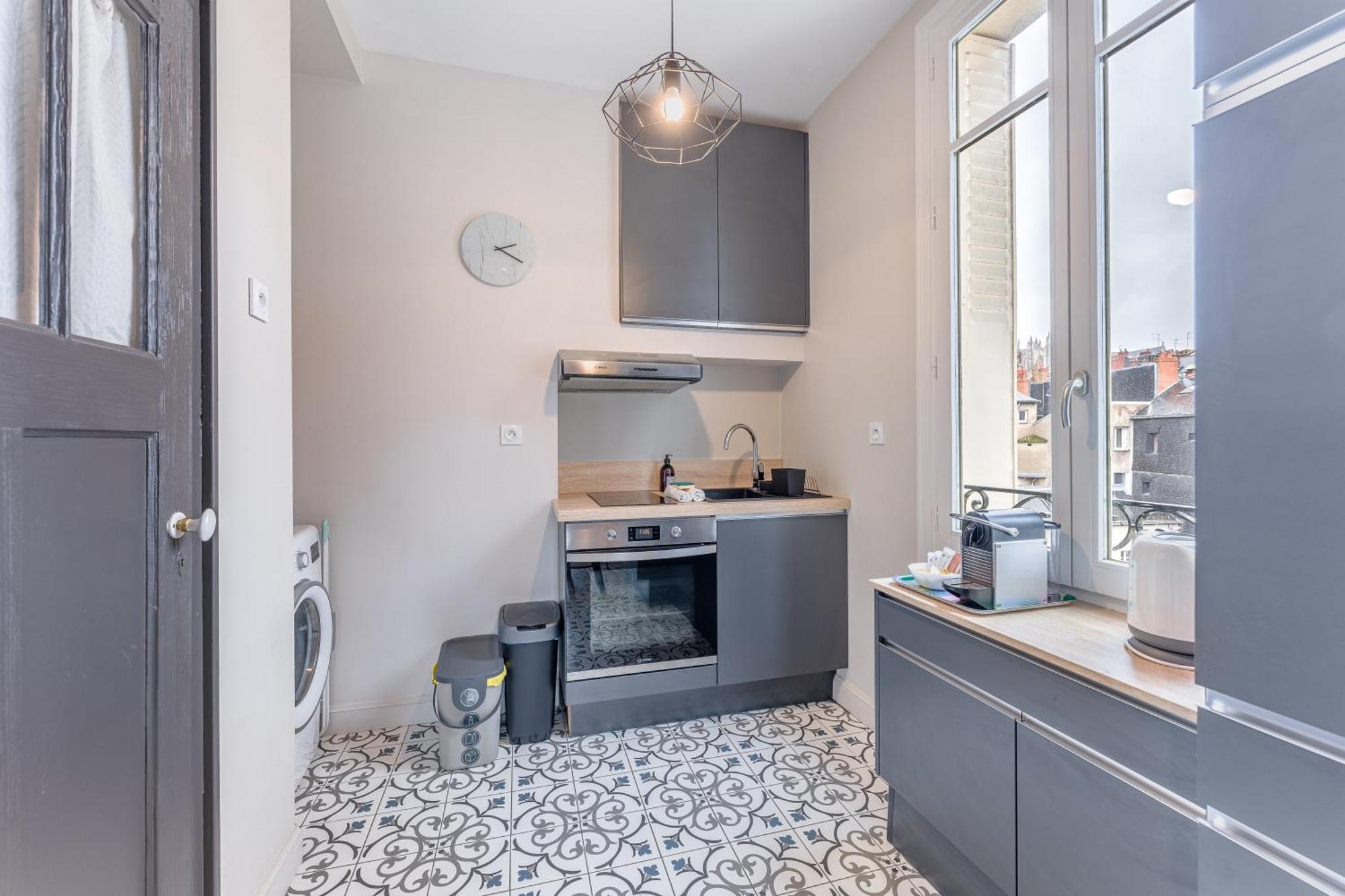 Le Petit Bacchus - Au Coeur De Nantes Apartman Kültér fotó