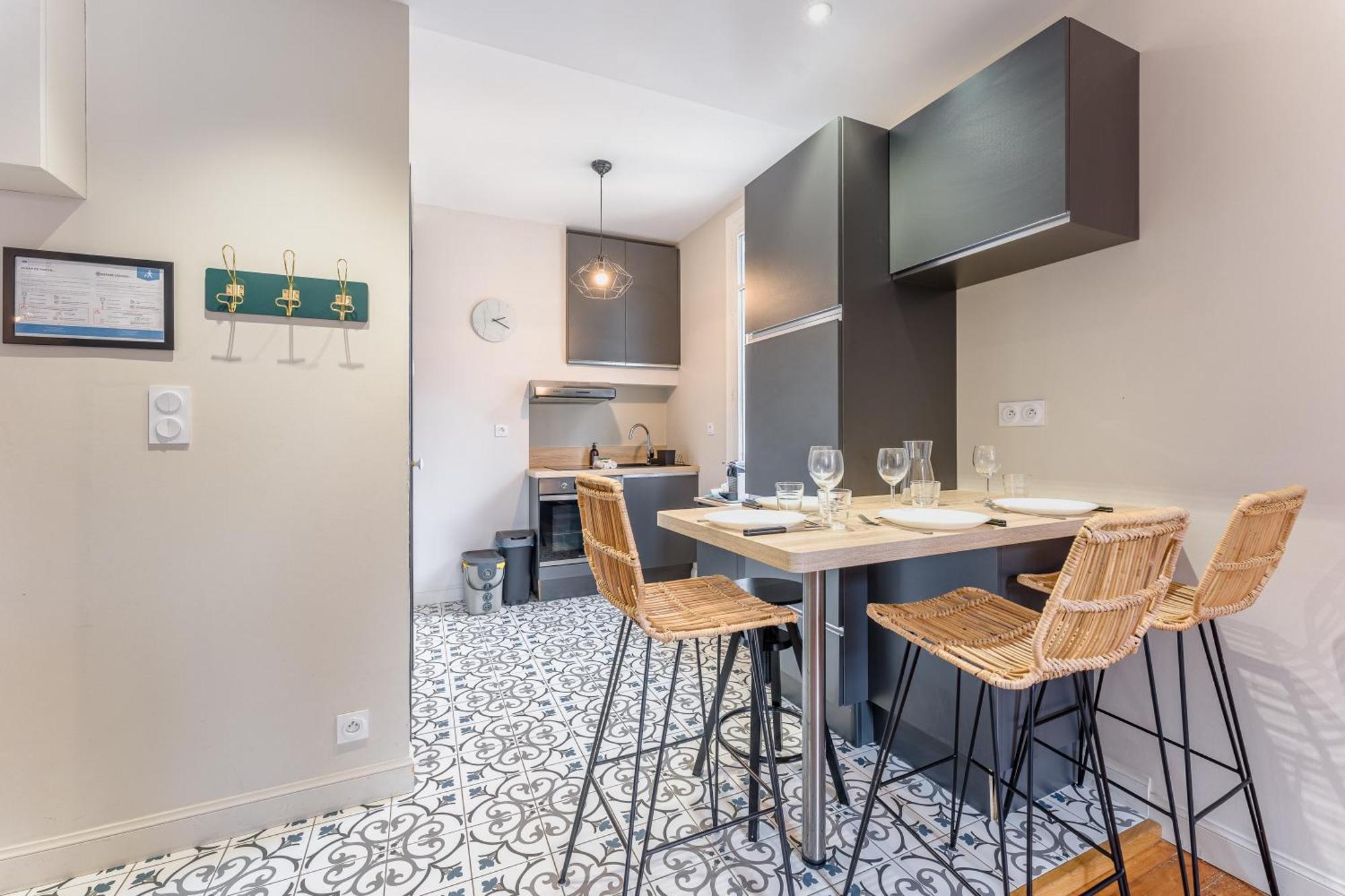 Le Petit Bacchus - Au Coeur De Nantes Apartman Kültér fotó